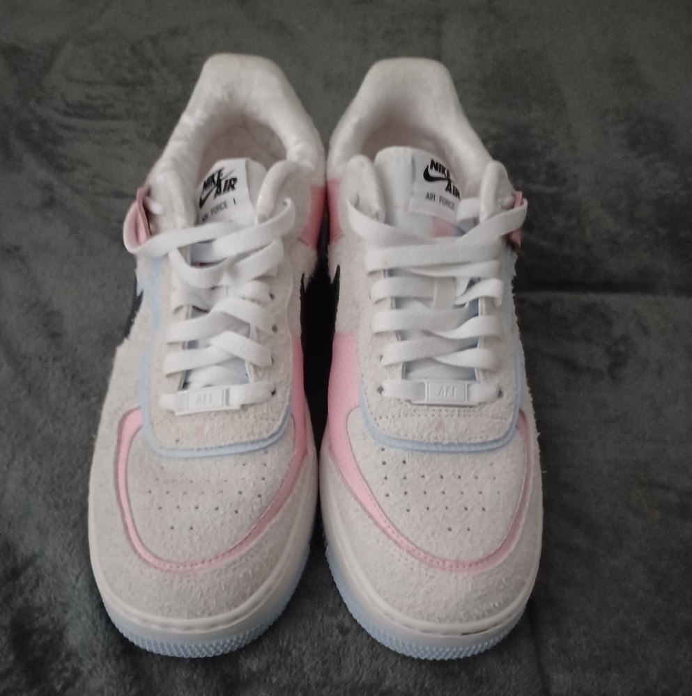 Nike White and Pink Low-Top Sneakers